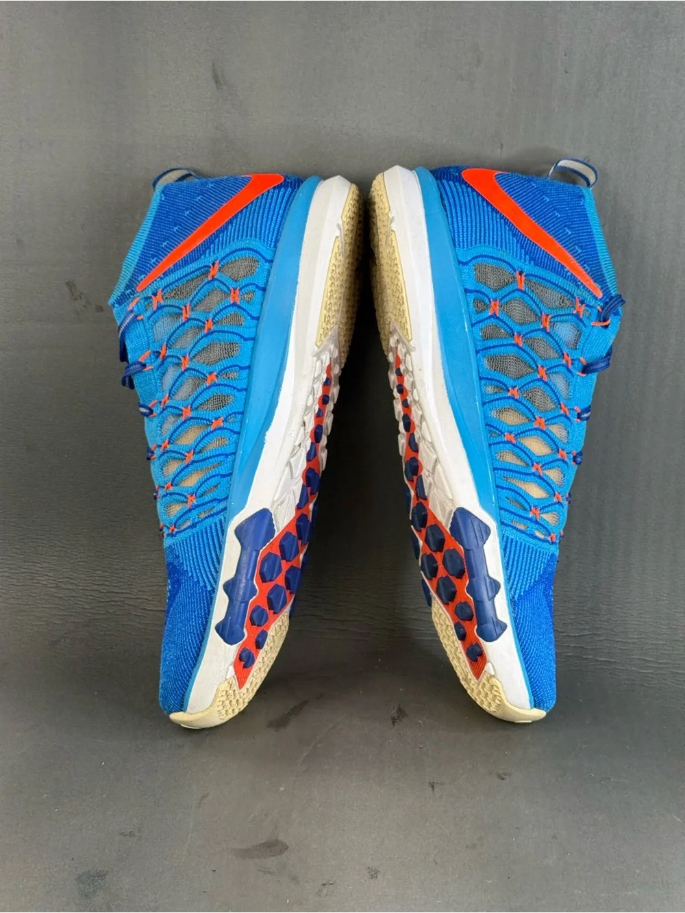 Nike Train Ultrafast Flyknit athletic sneaker shoes men’s size 11